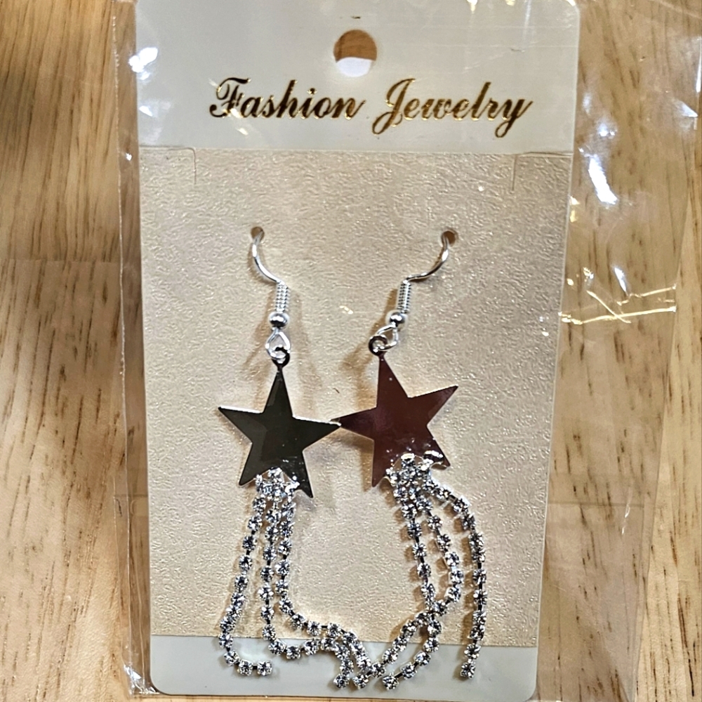 New ✨️Silver Star Rhinestone Earrings